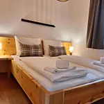 木屋 In Oesterreich Nahe Gondel & *